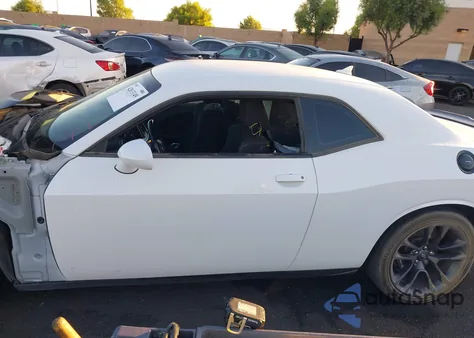 2021 Dodge Challenger R/T Scat Pack z USA, uszkodzony, nr VIN 2C3CDZFJ9MH641563